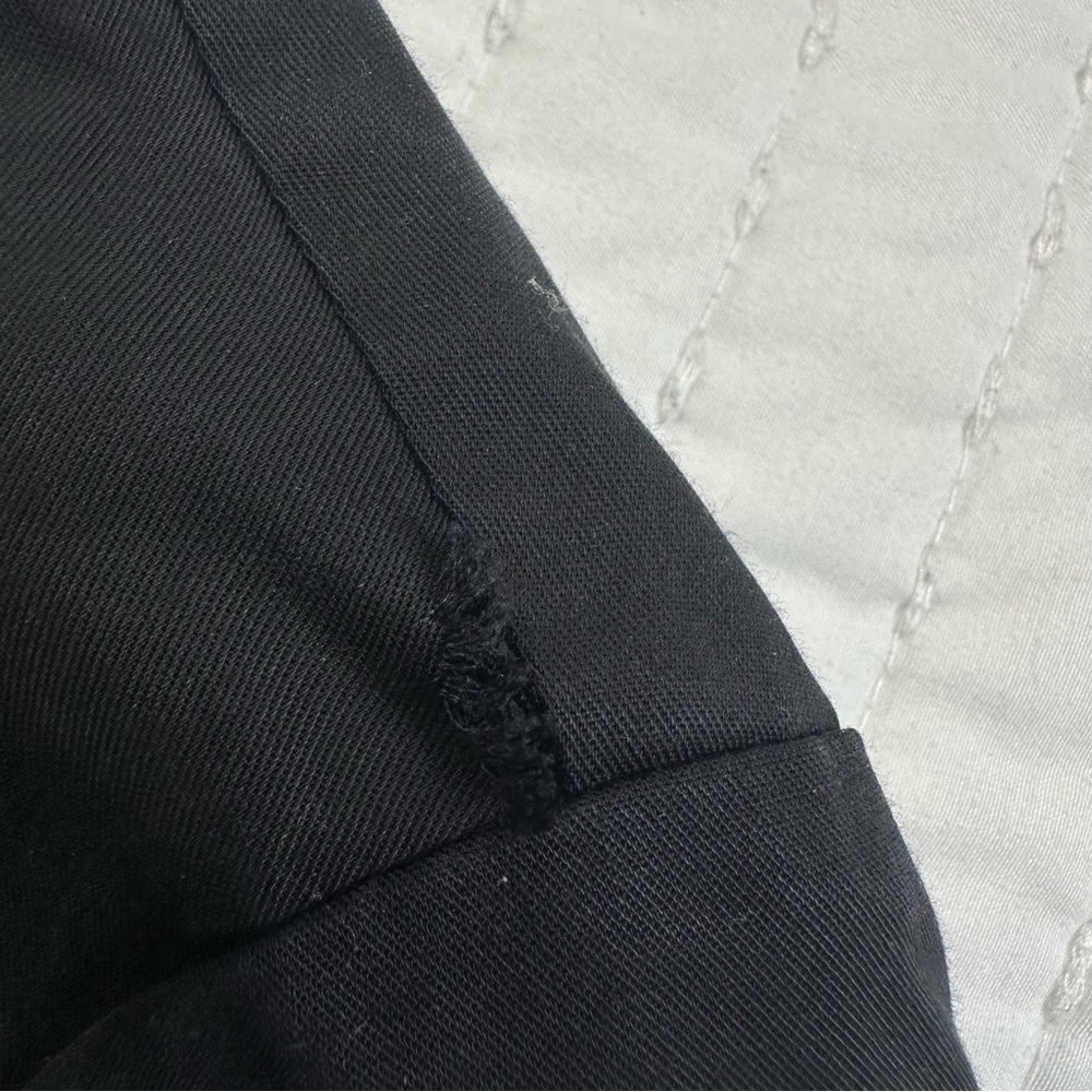 Banana Republic 100% Lyocell Black Button Down Blouse With One Front Pocket - Picture 13 of 14